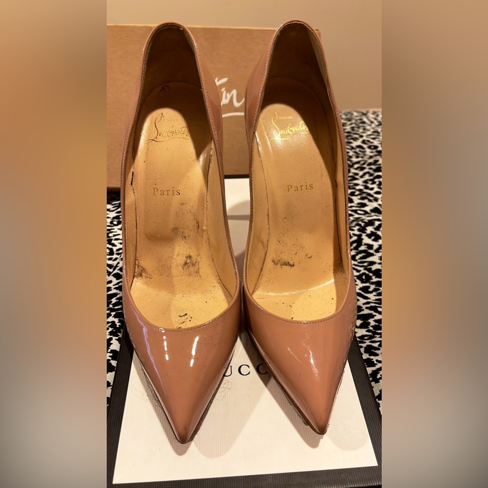 💯 Authentic Pigella Follies 100 patent loubs.